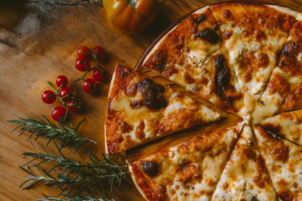 La historia de la pizza: origen y evolución del platillo italiano historia de la pizza