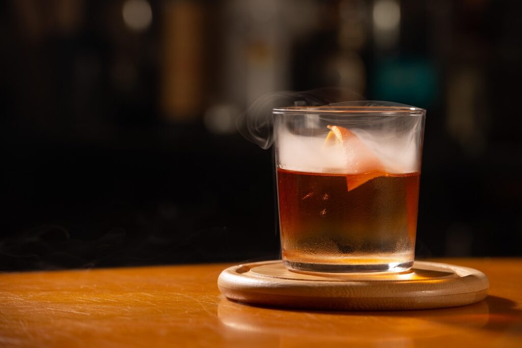 old fashioned cocktail