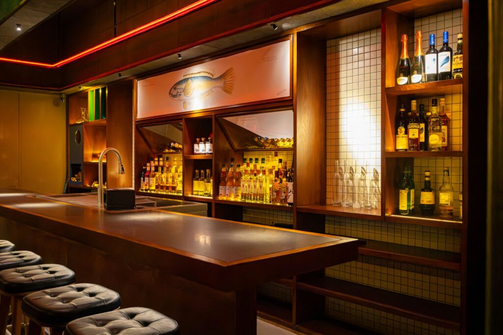 speakeasy moderno