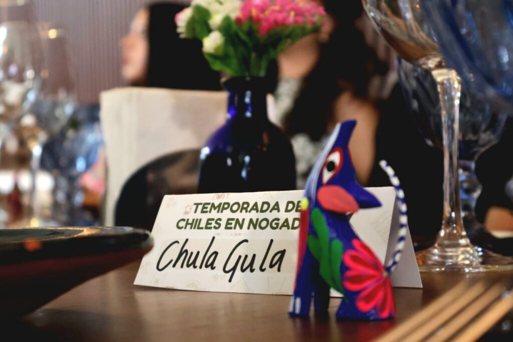 Chiles en nogada